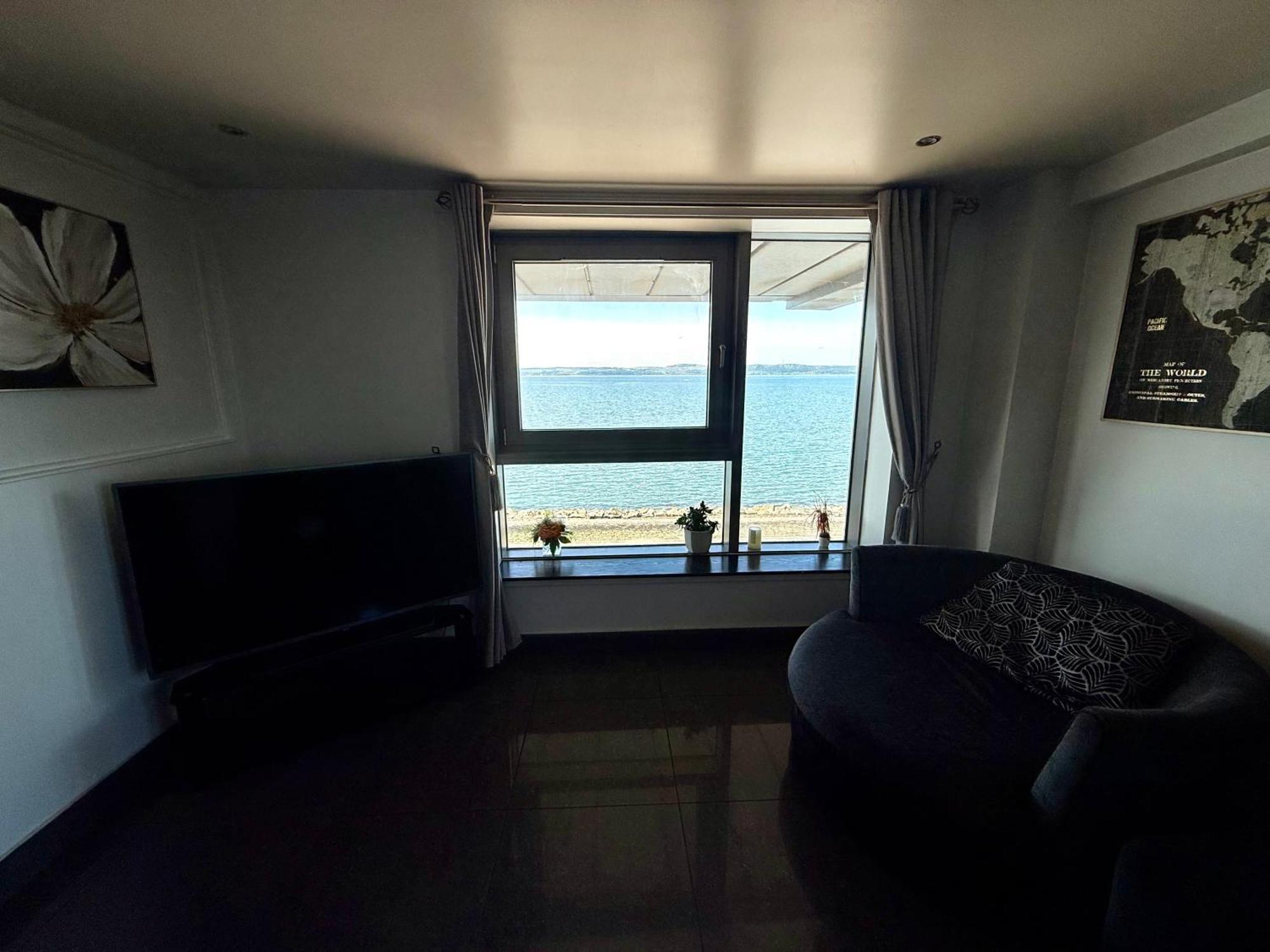 Ocean Park Apartments - Oceanfront - Free Parking And Fast Wifi Edimburgo Exterior foto